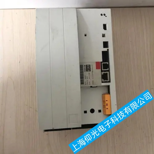 �ɶ�KUKA��(k��)���C(j��)����KR 30-3�(q��)��(d��ng)���c��λ�C(j��)ͨӍ�������ϾS���ļҿ�